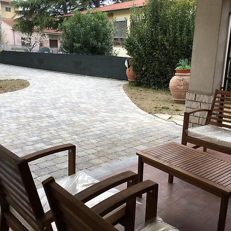 La Casa Di Nila Apartment Pisa Luaran gambar