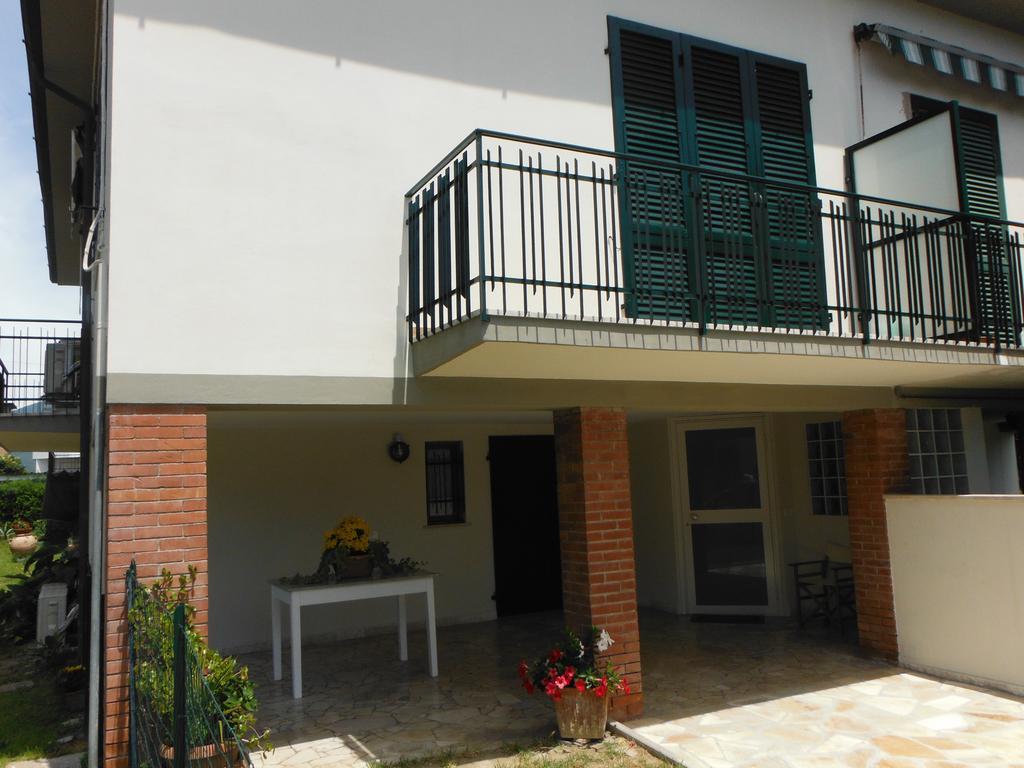 La Casa Di Nila Apartment Pisa Luaran gambar